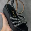 Sandália Papete Tiras Transpassadas Strass Vizzano - Image 3
